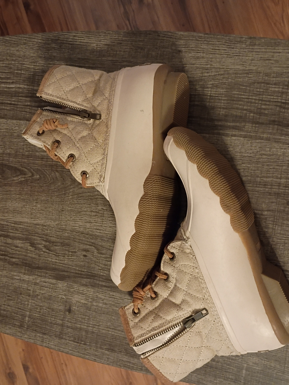 Sperry Women's Cream Duck Boots with Tan Trim - Picture 7 of 8
